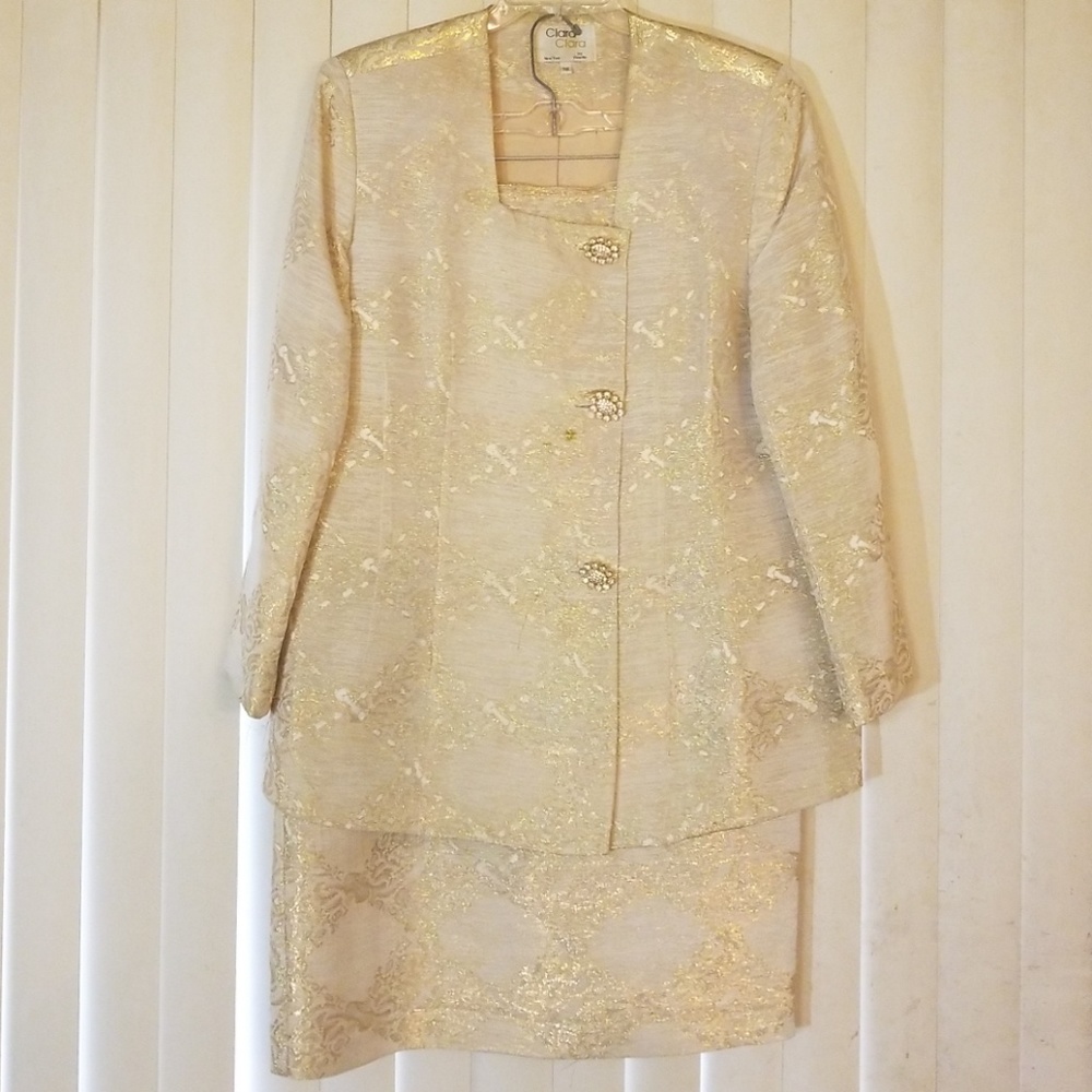 Clara Clara Women's Plus Size Suit